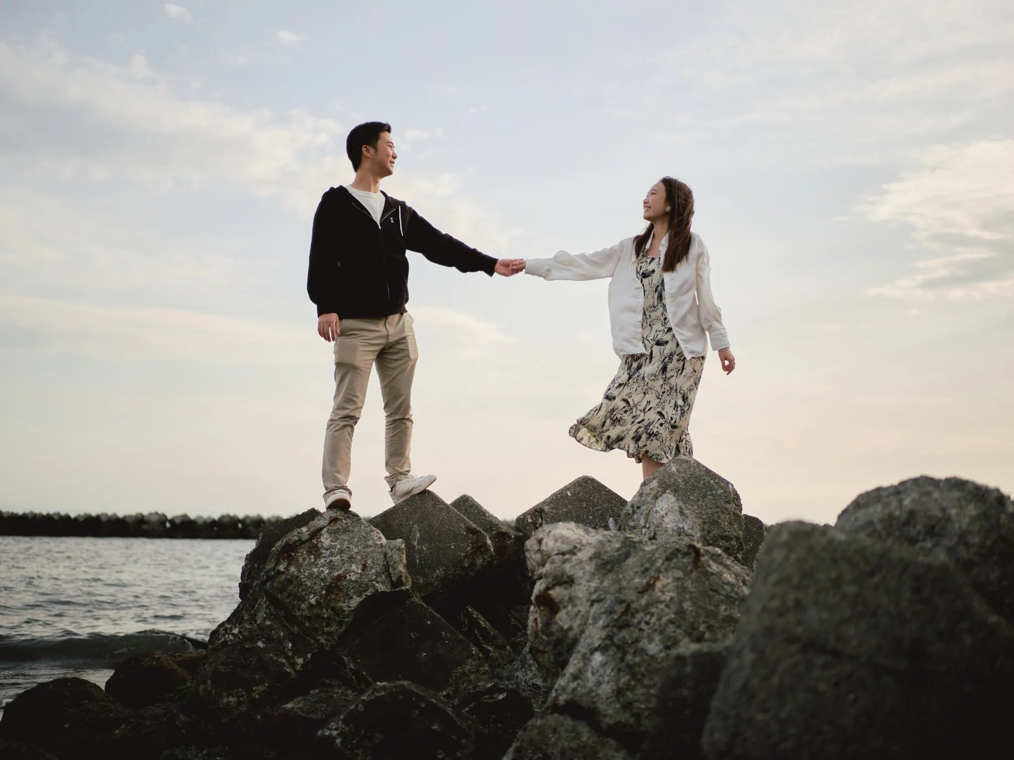 Couple at Lake Toya Hokkaido Japan photoshoot